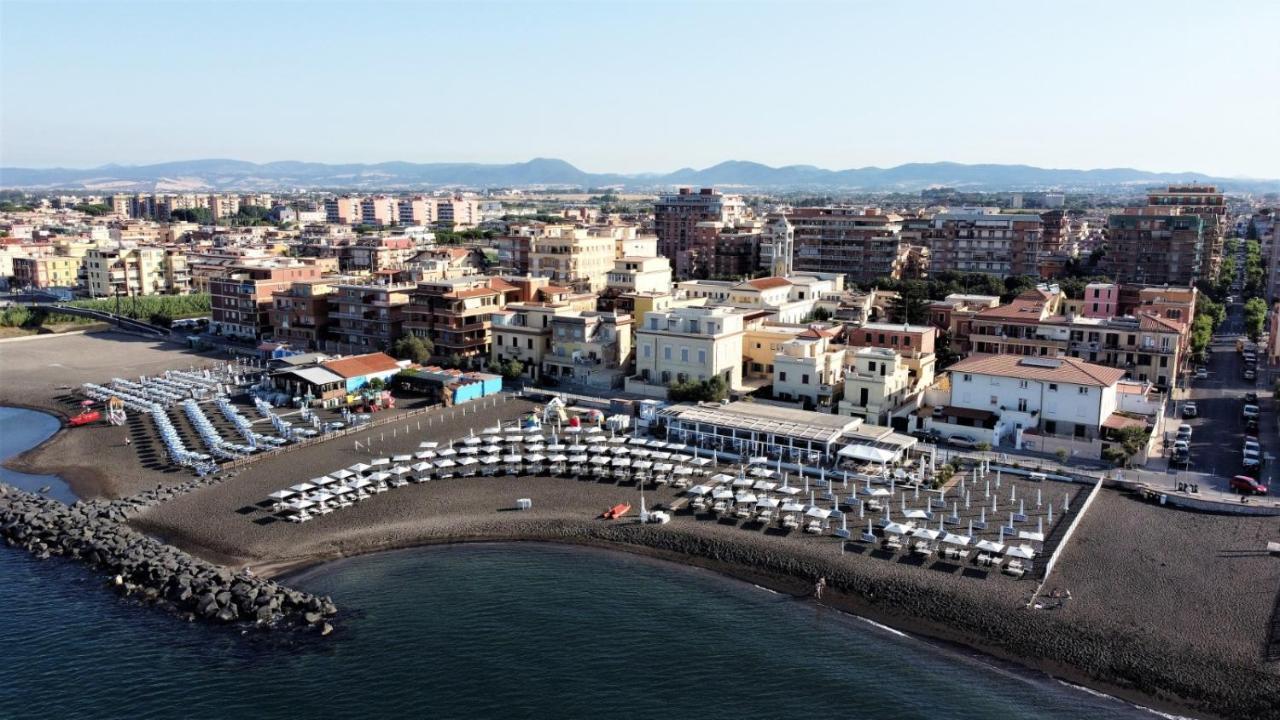 Nottola B&B Ladispoli Exteriör bild